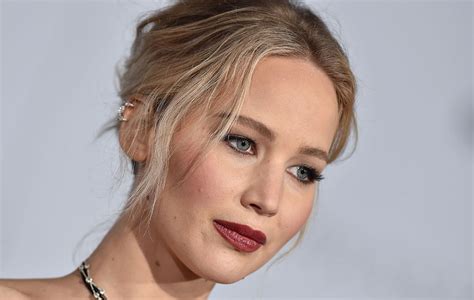 is jennifer lawrence really naked|Jennifer Lawrence says ‘Red Sparrow’ nudity was an “actual